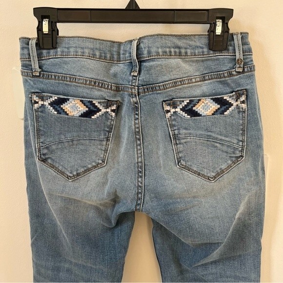 Driftwood Colette Embroidered Released Hem Jeans 28 - Picture 7 of 11